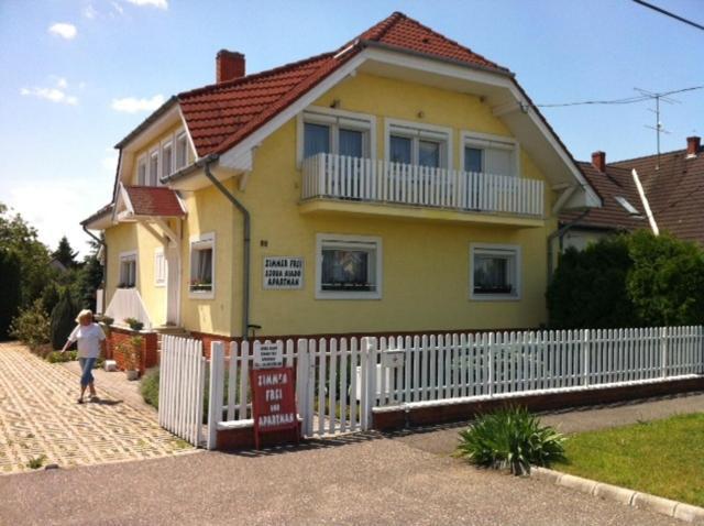 Gyoergyi Haus Hotel Bük Стая снимка